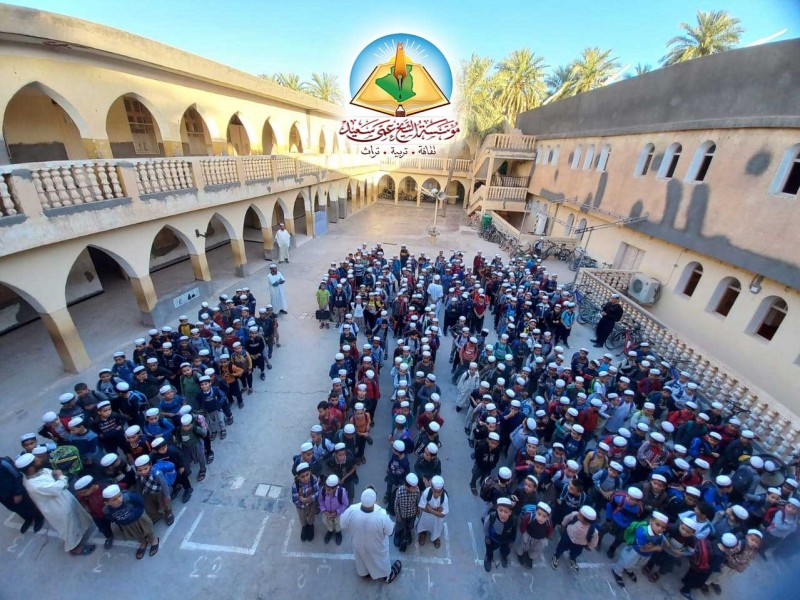وقفة توجيهية تربوية لتلاميذ مدرسة عمي سعيد سعيد القرآنية - فرع بلغنم؛ بمناسبة ليلة القدر المباركة.