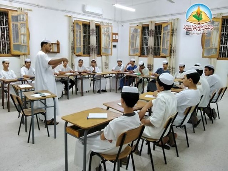 170 طالبا من أقسام الأولى ثانوي بمعهد عمي سعيد يستفيدون من دورات إيمانية تربوية 170 طالبا من أقسام الأولى ثانوي بمعهد عمي سعيد يستفيدون من دورات إيمانية تربوية