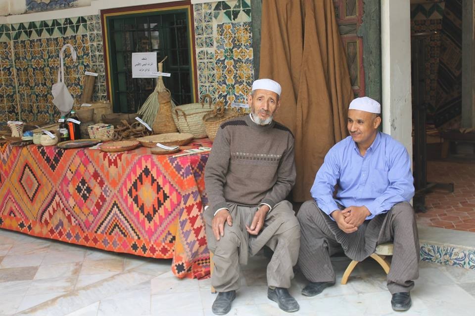 مؤسسة الشيخ عمي سعيد تشارك في معرض حفظ التراث والتقاليد بمدينة قسنطينة عاصمة الثقافة العربية
