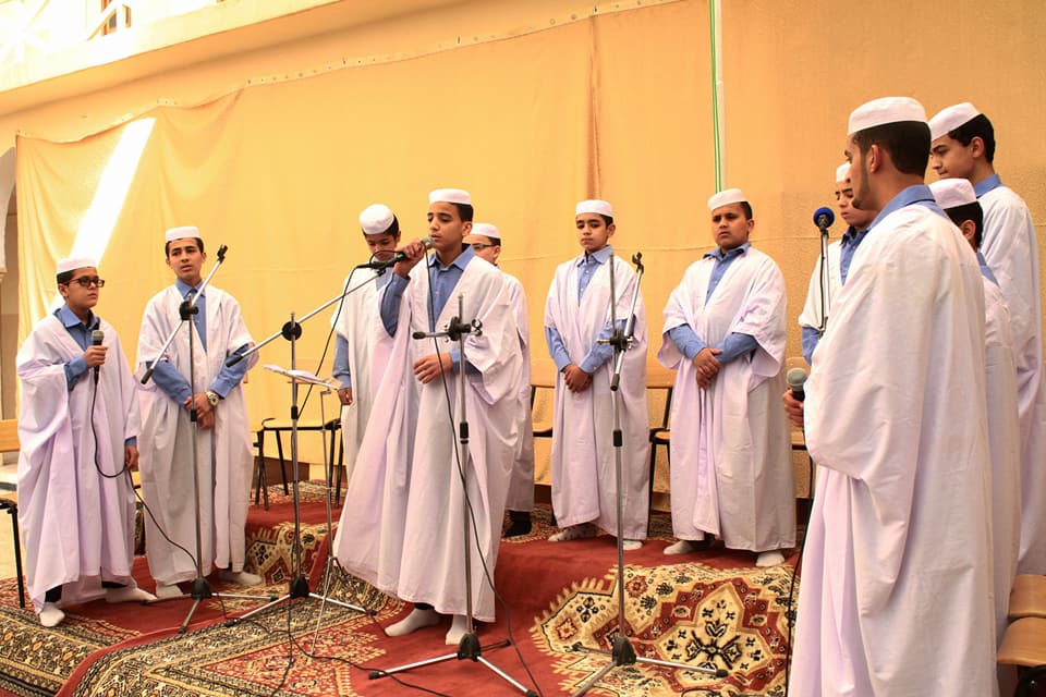 نادي شباب المعهد ينظم الحفل الفني الثقافي الأول بمعهد عمي سعيد نادي شباب المعهد ينظم الحفل الفني الثقافي الأول بمعهد عمي سعيد
